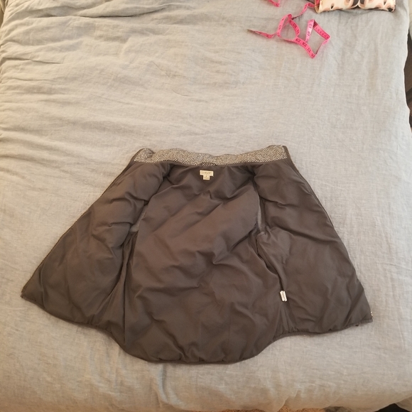 J Crew Quilted Vest - Picture 9 of 10